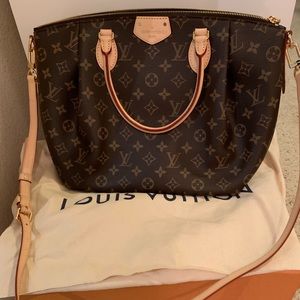 Louis Vuitton Turner PM